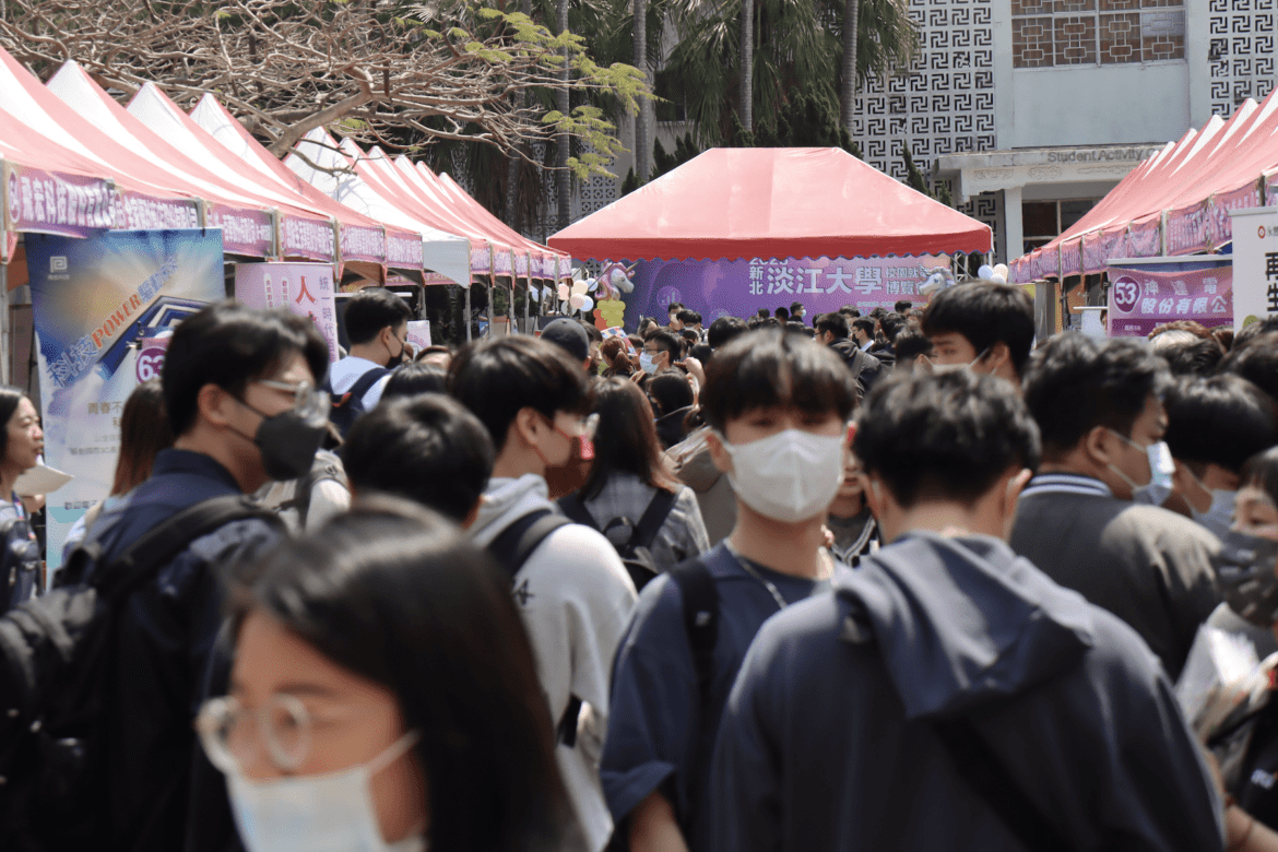 迎接畢業求職潮     新北校園就博會啟動     超過4700個職缺等你來
