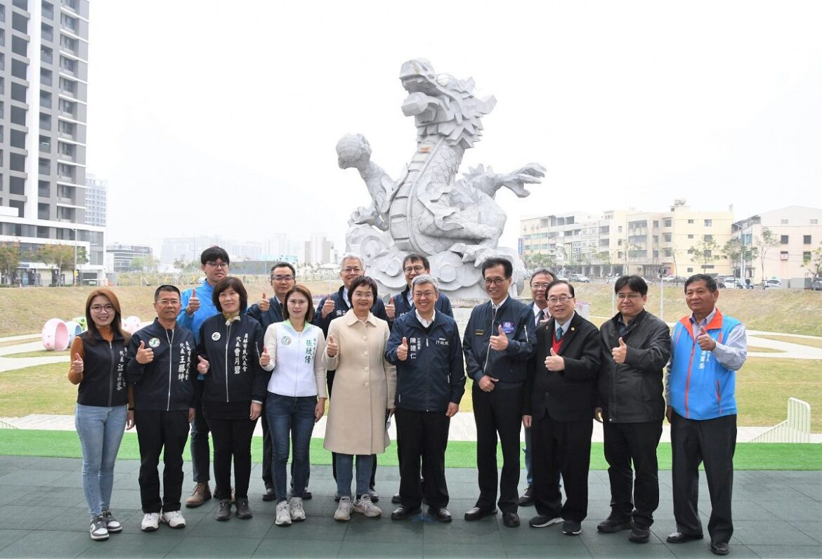 陳揆視察員林龍燈公園滯洪池　協助解決強降雨水患的問題