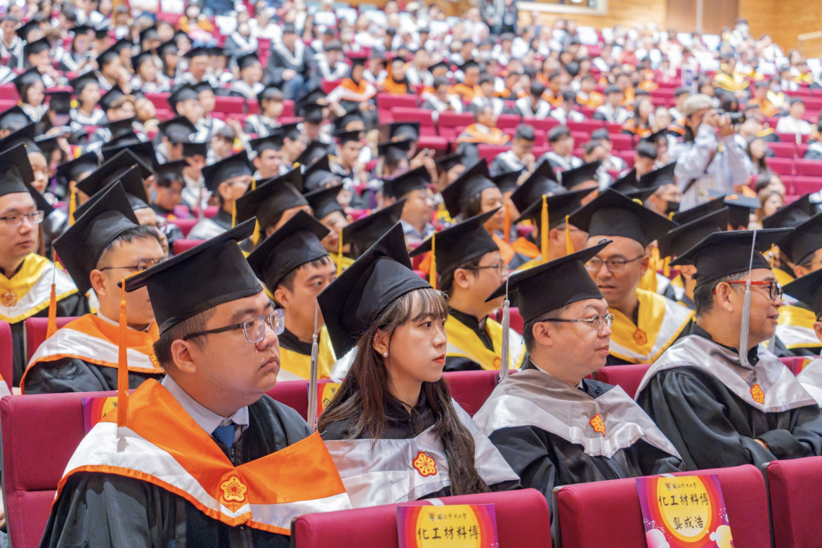 張善政祝賀中央大學畢業生     期待未來為社會做出貢獻