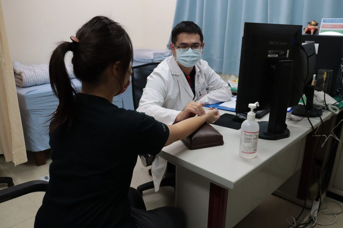 影音／女長期便秘满腹大便引起腹痛　經中醫「潤腸通下」調理3個月每天解便