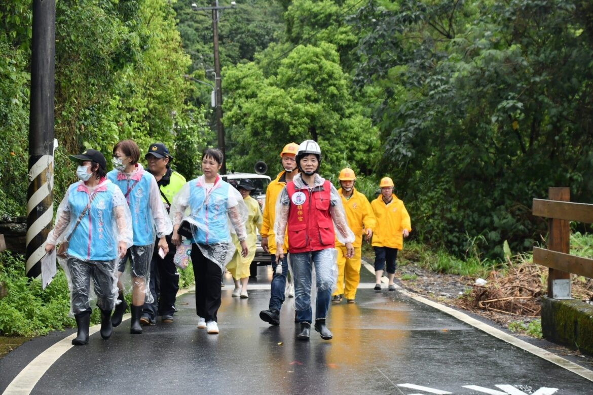 吉安鄉土石流、易淹水保全戶  游淑貞率隊要求全面撤離安置