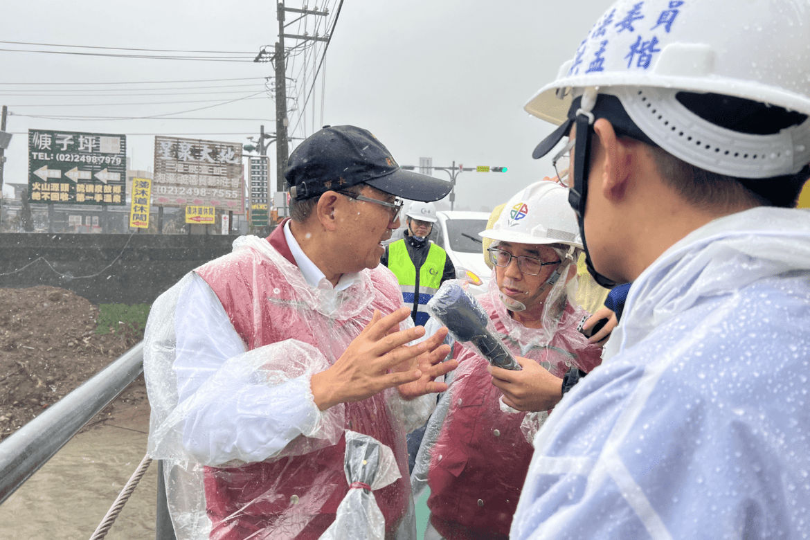 新北防颱總動員     侯友宜視察復建成果     副市長督導抽水站備戰