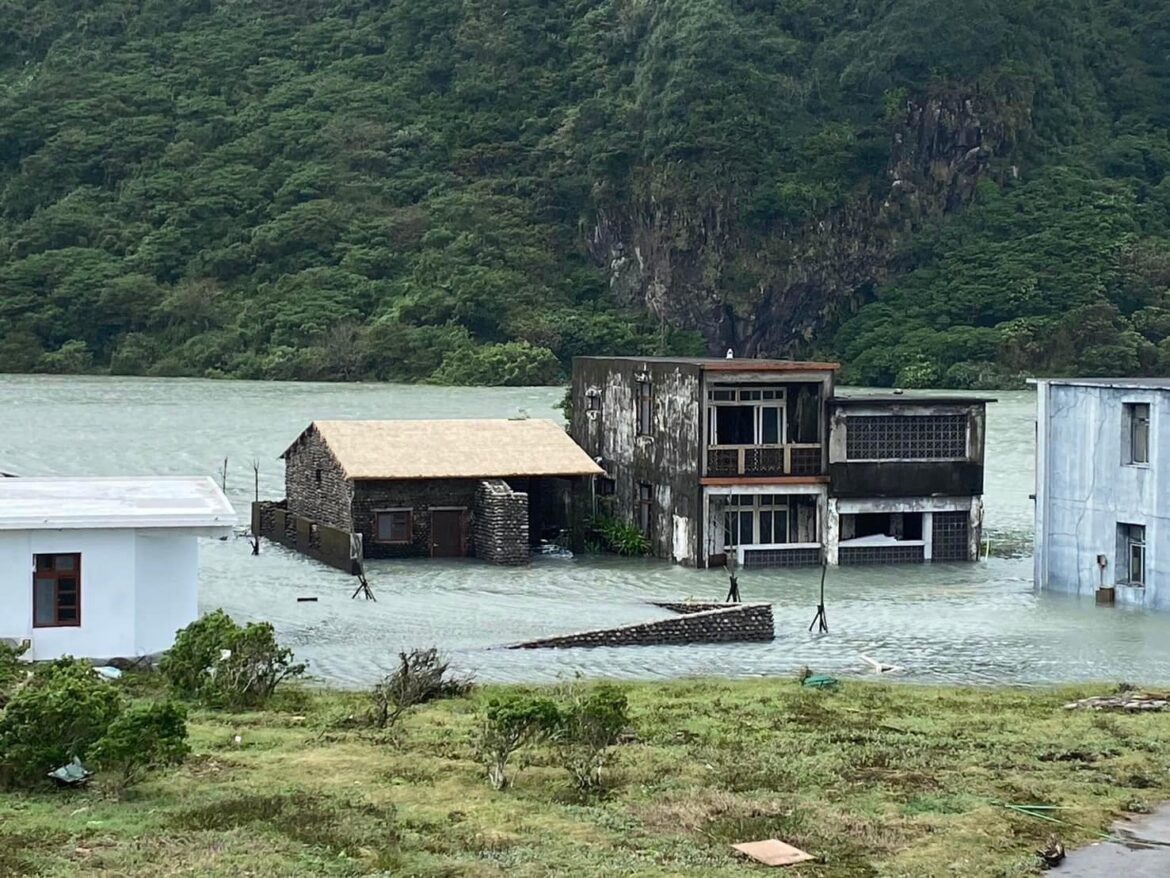 康芮颱風重創龜山島自11/5至11/30將進行封島復原  但不排除直接封島到明年