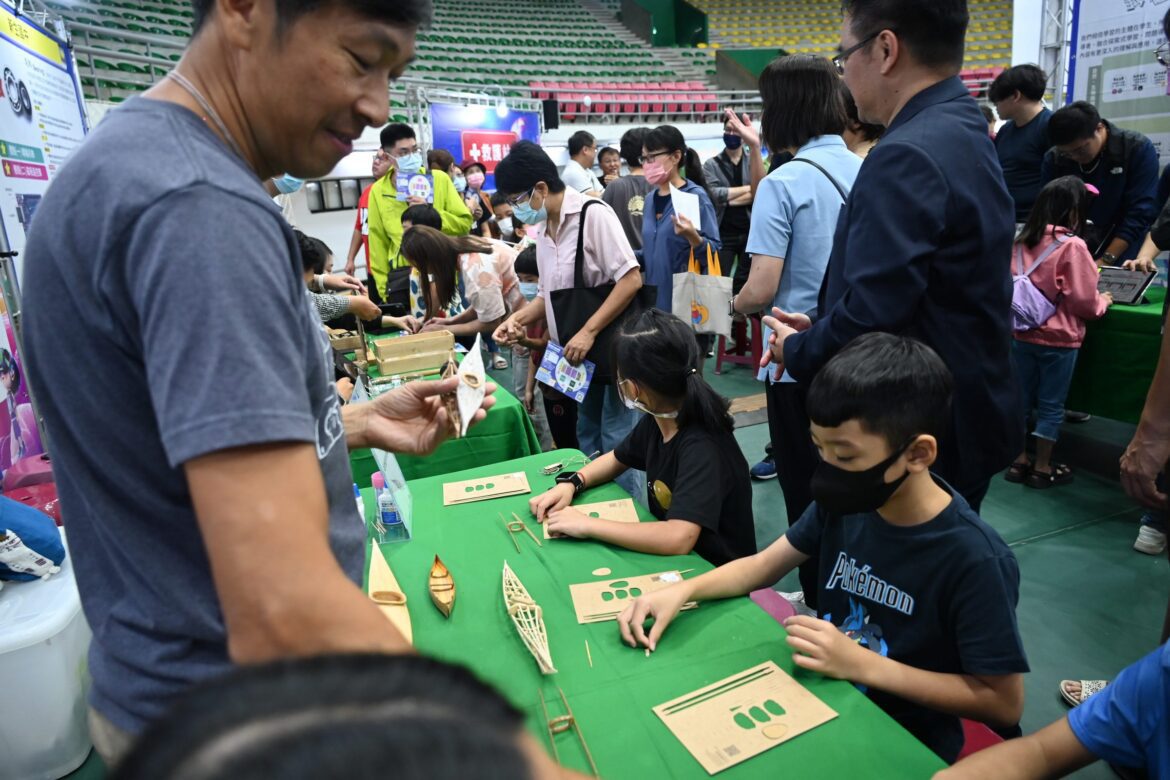 臺東數位科技教育學習成果展   展現數位教育轉型成果