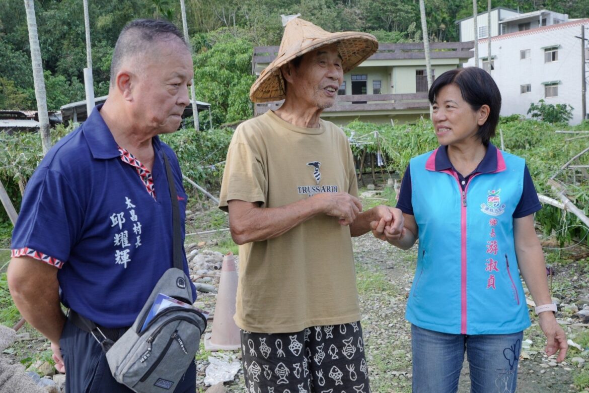 「愛讓我們聚在一起」  游淑貞引領團隊訪視獨居長者