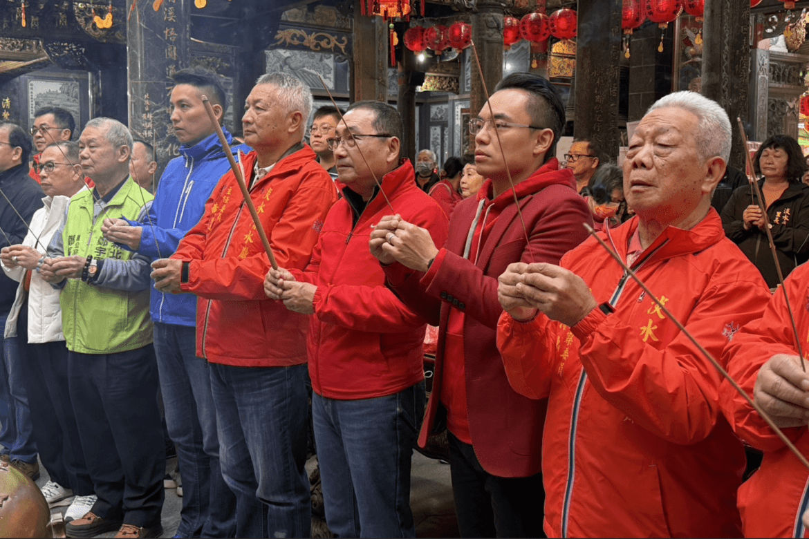淡水走春新風貌     侯友宜邀民眾一起在天元宮賞櫻祈福