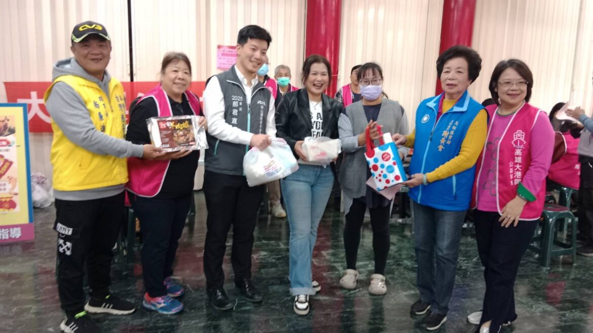 陳若翠關懷弱勢做公益  結合民團歲末發送物資