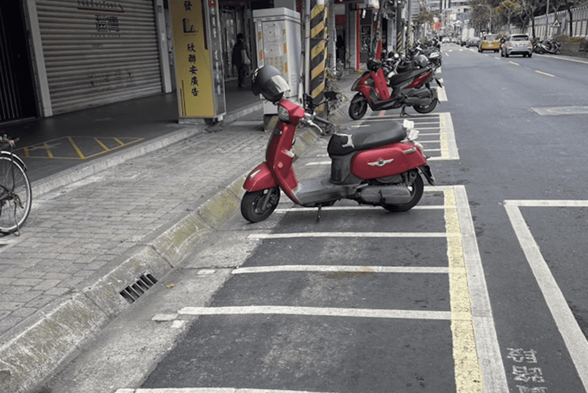 機車停車格不再一位難求     新北收費管理見效     停車資源共享更順暢
