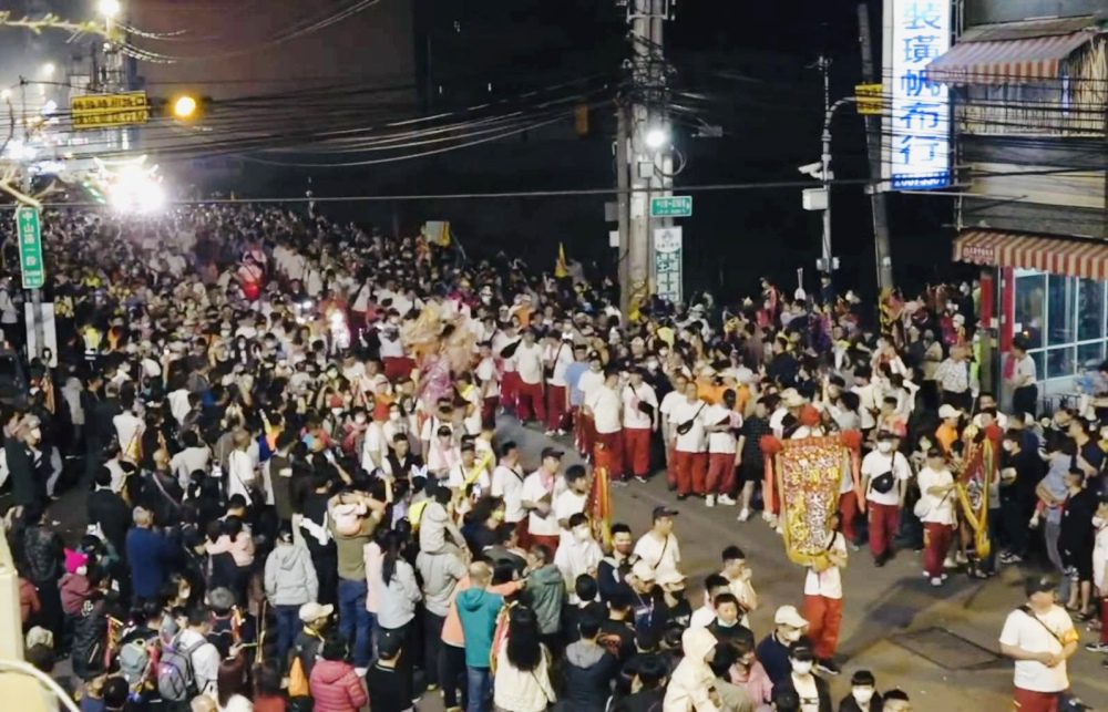 全台都在看！  大甲「媽祖夜行」直播成熱搜話題
