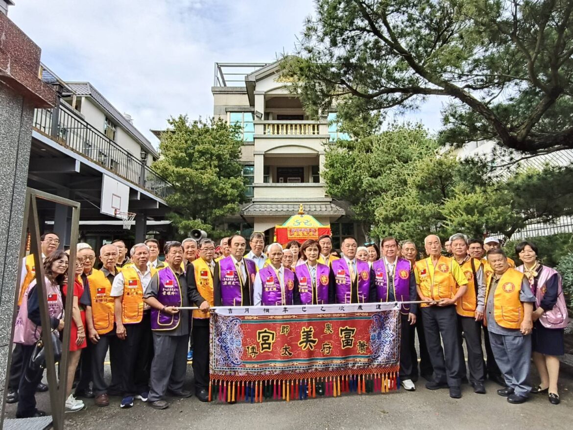 泉郡富美宮蕭府太傅遶境將橫跨西半部  首日蕭氏宗親會熱情接駕