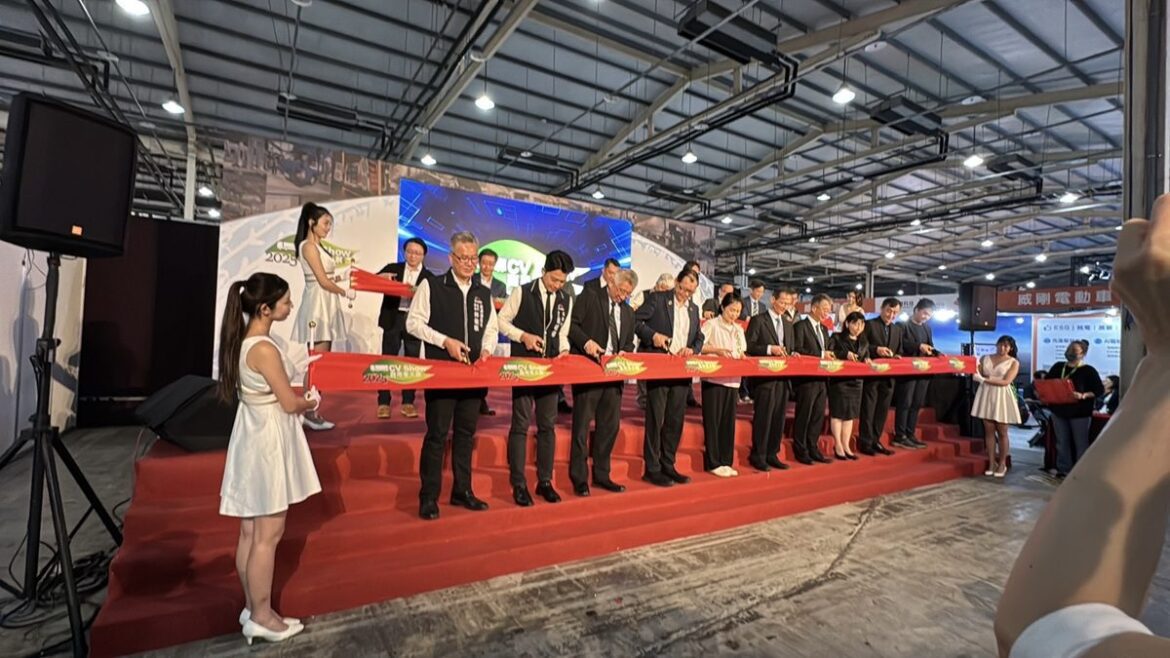 影音/2025商用車大展　展示國產電動輕型運具在科技與環保領域創新