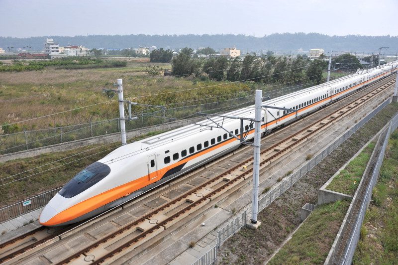 台灣高鐵「少年優惠專案」 搭高鐵指定車次5折起 6/3起開放購票