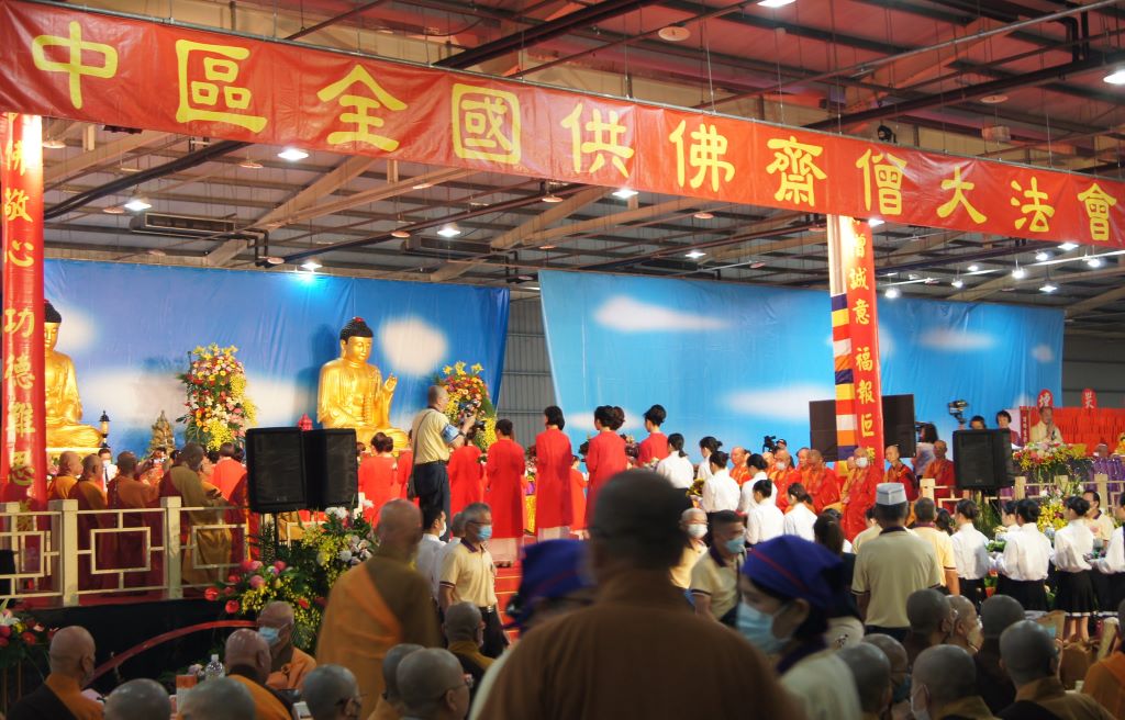 「第35屆中區全國供佛齋僧大法會」盛大圓滿　萬眾齊聚祈願平安吉祥