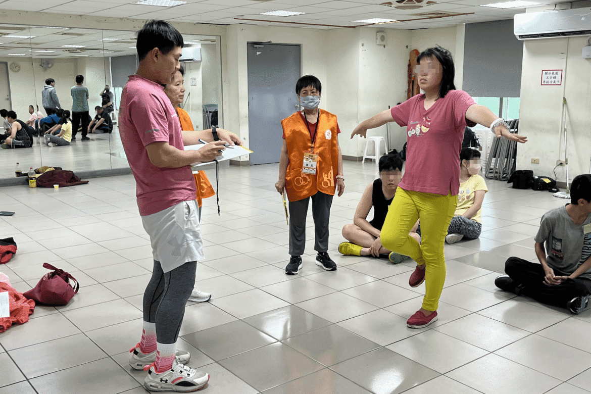 減輕照顧者重擔     新北樂圓身障中心推實作練習     讓身障者生活更獨立