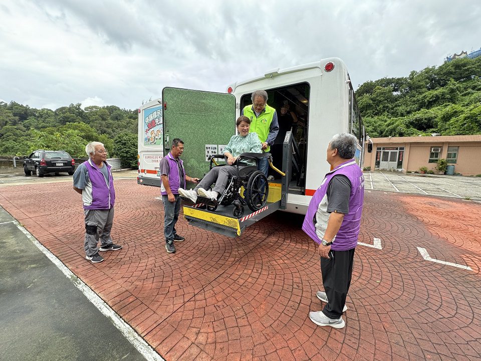 連江縣啟動「公車安全與服務新文化宣導講座」首梯次起跑    全面提升駕駛專業與服務品質