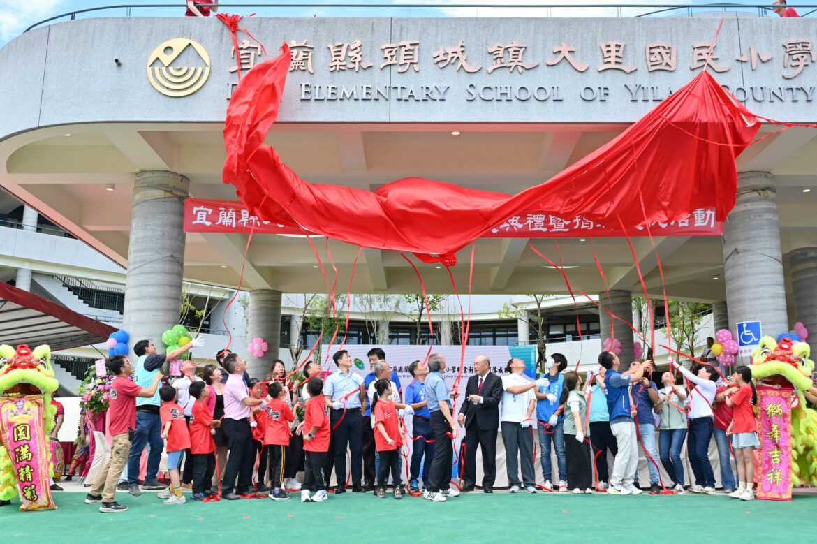 Open Campus!開箱海角新樂園  耗時三年大里國小新校舍落成啟用