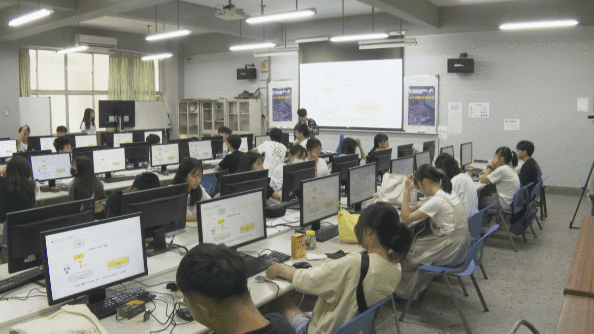 向下扎根科學教育  AI半導體營前進台中