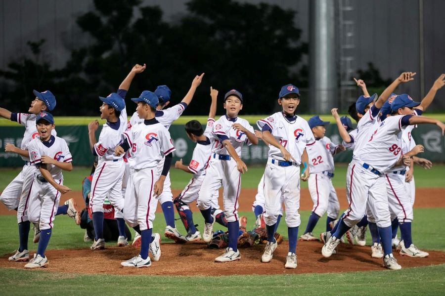 U12》鍾定栩3局7K好投 中華隊擊敗古巴首勝入袋