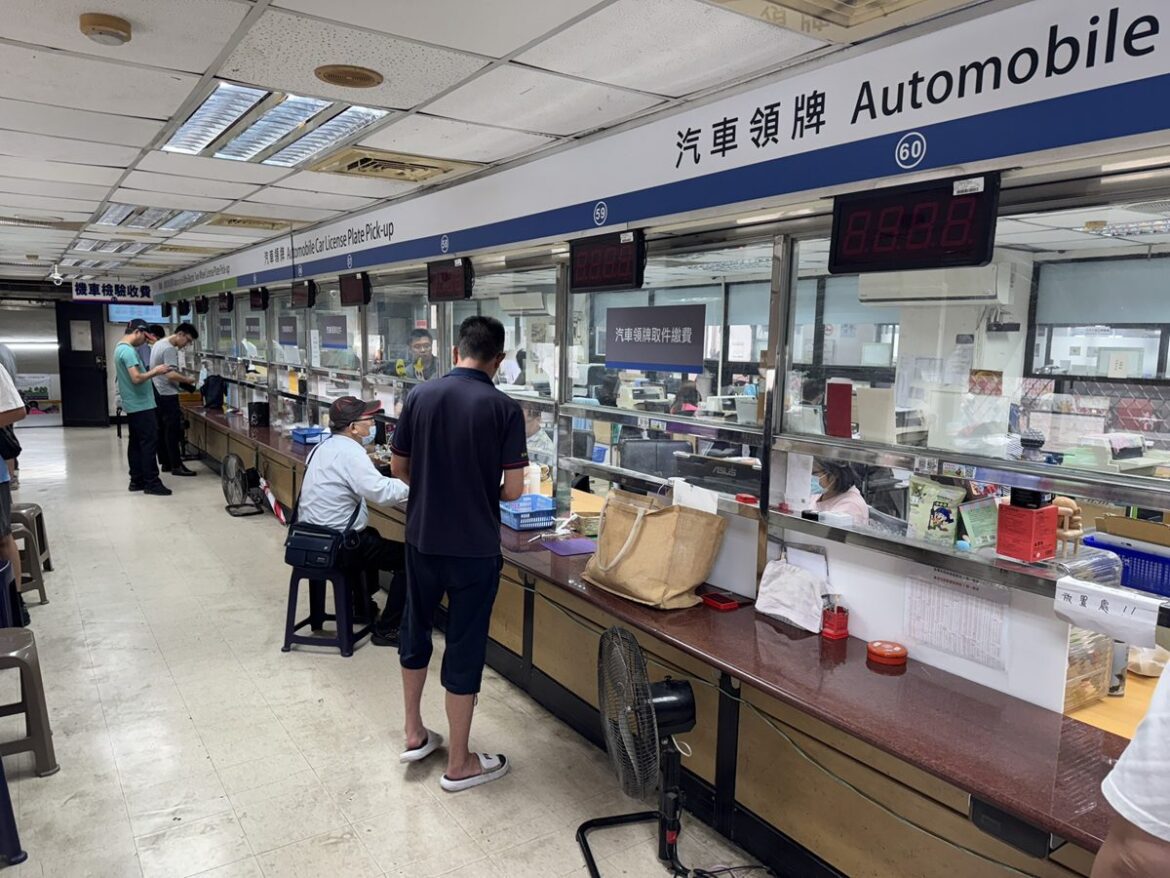 暴雨沖走車牌該怎麼辦？   彰化監理站提醒民眾儘速補辦