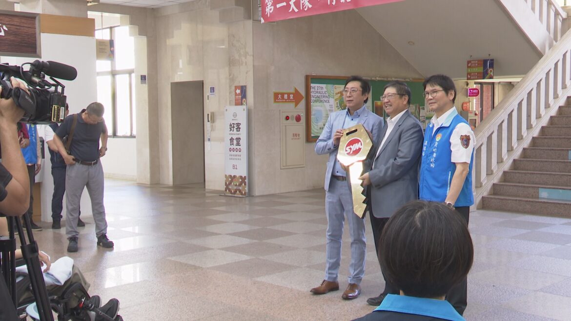 民眾感念消防同仁辛勞 號召友人贈勤務機車