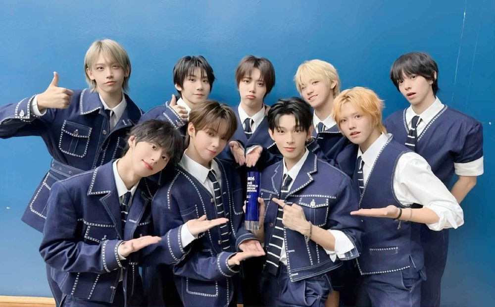 AHOF狂攬十座大獎   志恩 ISAC 奪金