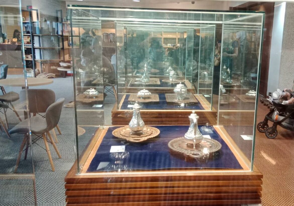 「匠心銀韻」銀壺創作聯展高雄登場  三大金工名家攜手對話百年古董銀器