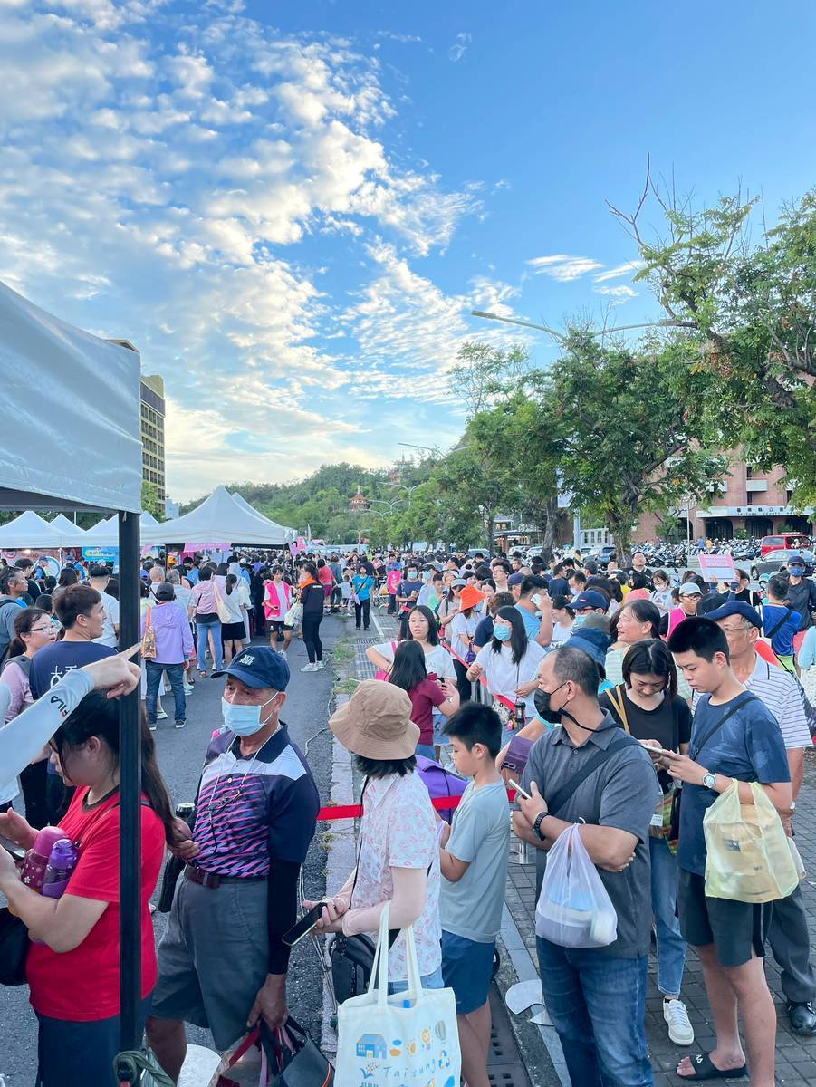 「東岸舖食節」首創跨域點數使用    創新數位經濟超便利