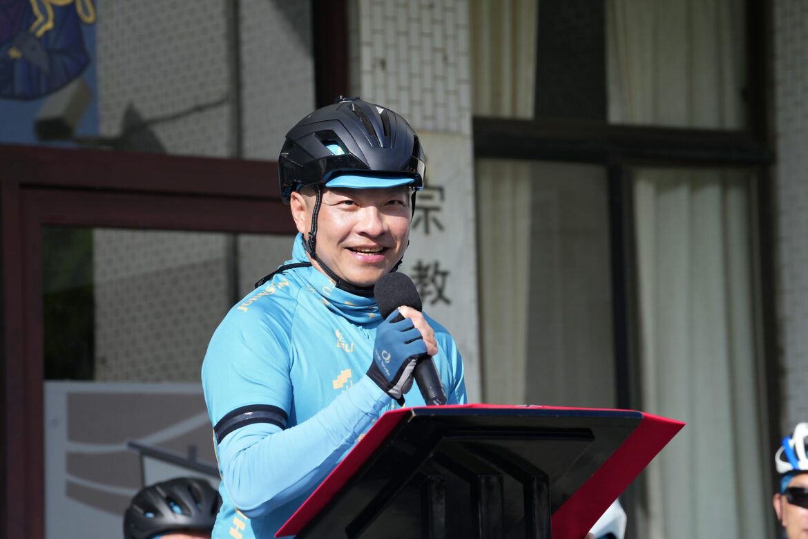 輔大第16屆鐵馬千里環台正式出發　知名主持人蘭萱現身共騎展現好體力