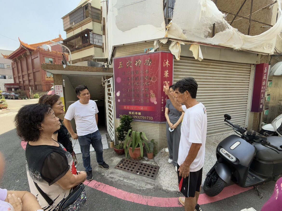 雨過天晴淹水還是要解決李啟維議員邀請水利、工務一起會勘幾個淹水區域