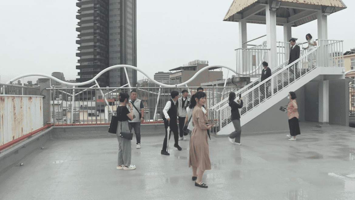 提升教學休憩空間  科小五樓露臺整建完工