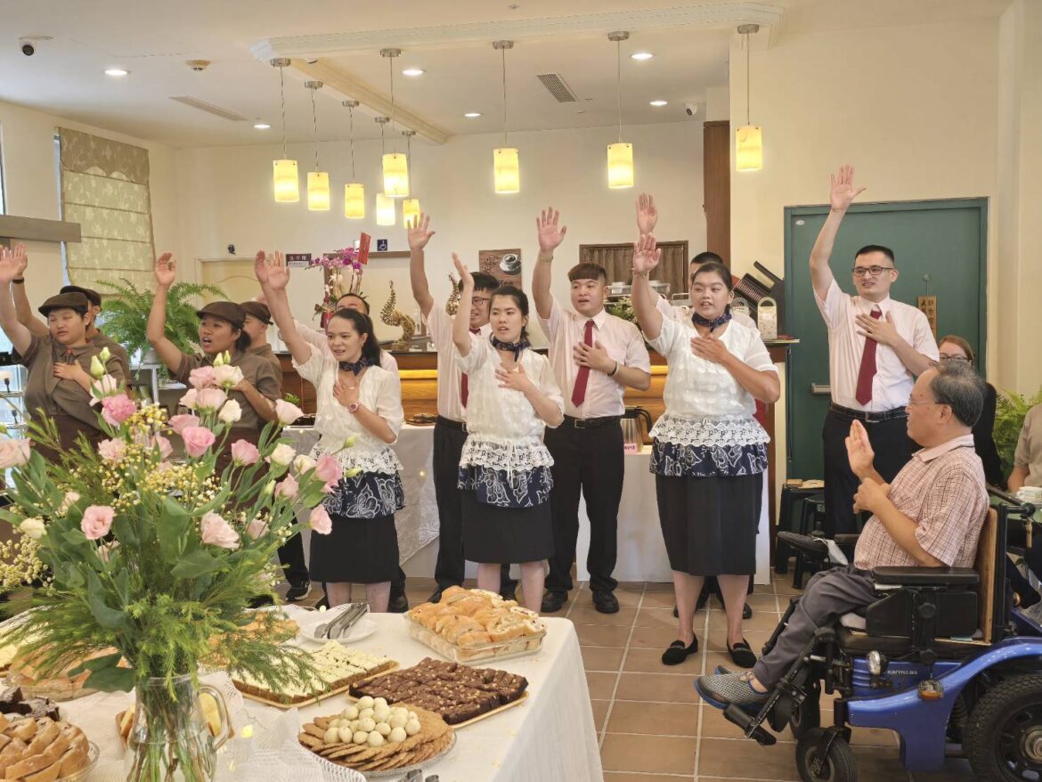 與愛相遇的角落  畢士大 THE HOPE CAFE 正式啟動
