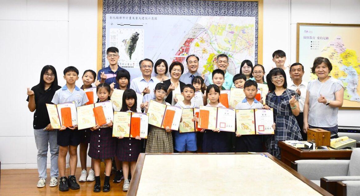 落實閱讀教育  14位「縣長小客人」展現閱讀力 帶動校園閱讀風氣