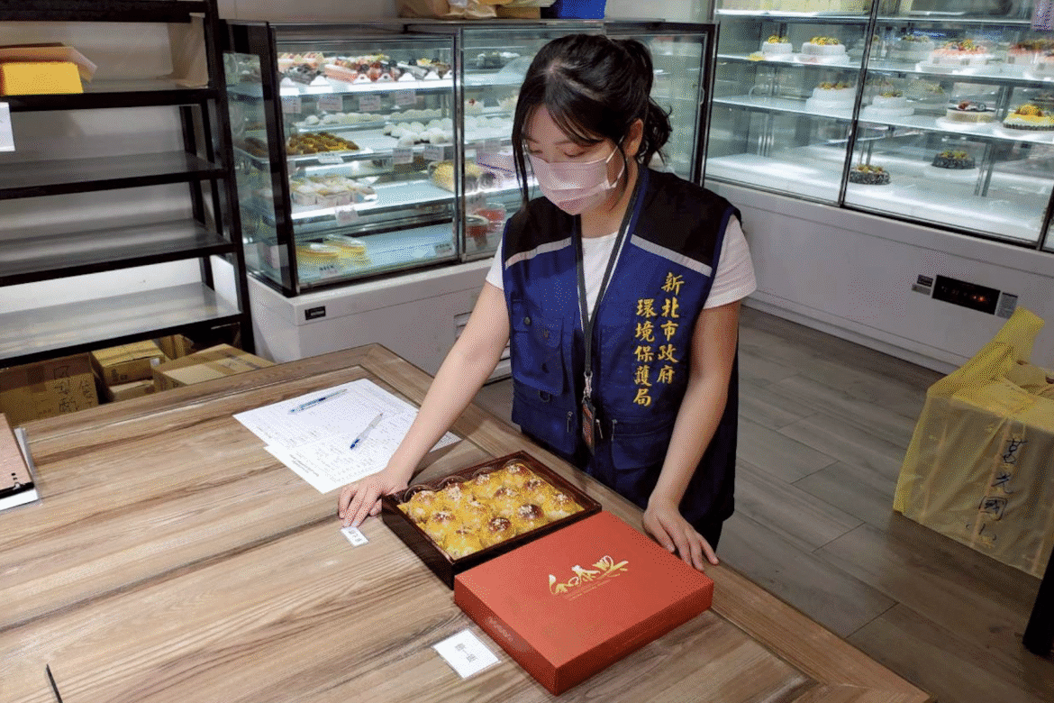 不只送禮     更要環保     新北環保局中秋稽查200件禮盒     2件過度包裝遭開罰
