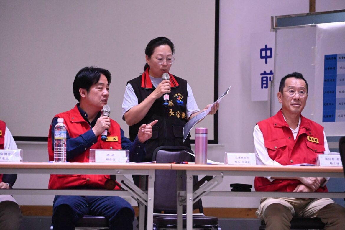 縣長徐榛蔚向總統賴清德簡報災情  籲中央跨部會統合支援復建