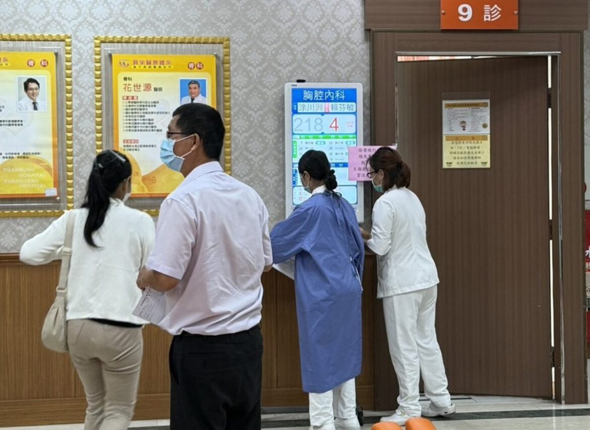 流感、新冠疫苗開打  員榮醫院呼籲：踴躍接種降低重症風險