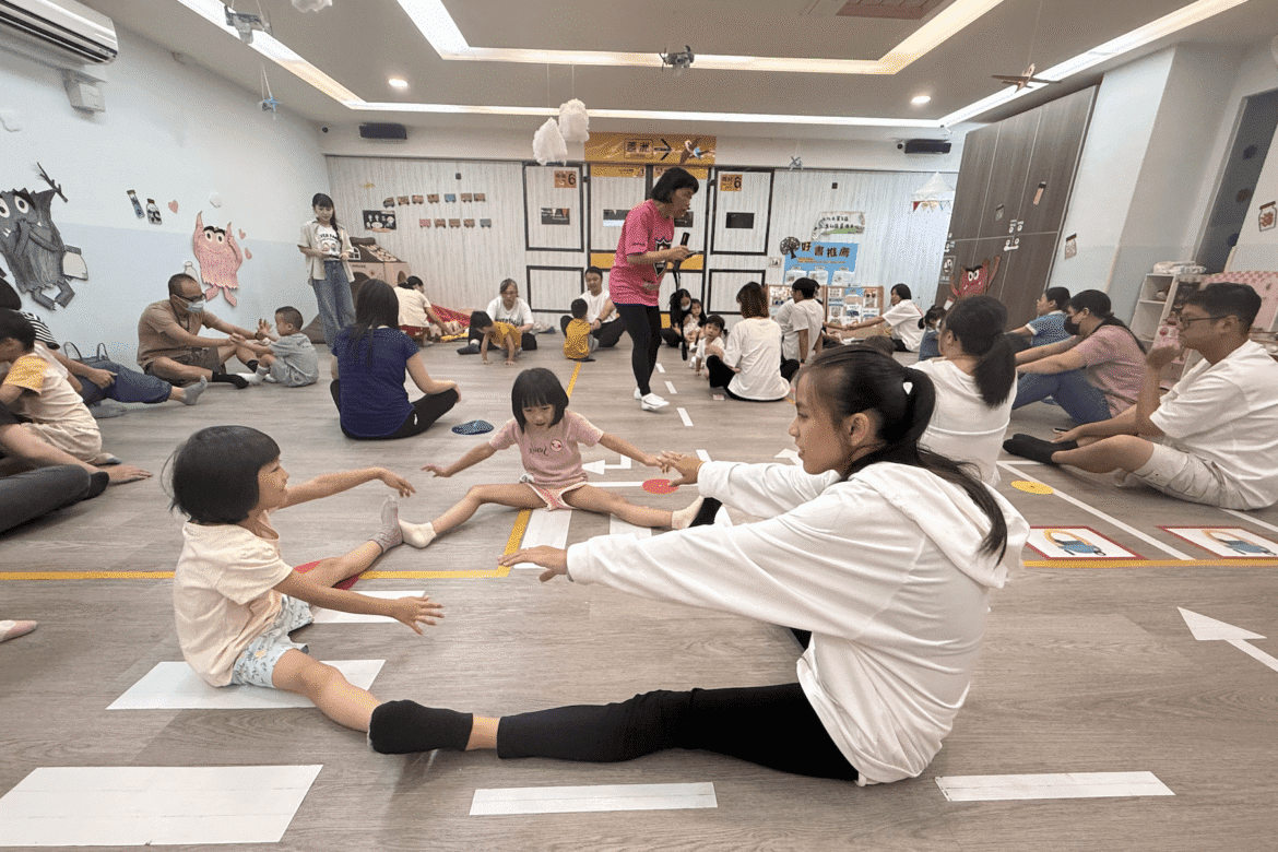 新北早療社資中心推「親子三合一課程」　助遲緩兒家庭從瑜珈、律動中看見孩子改變