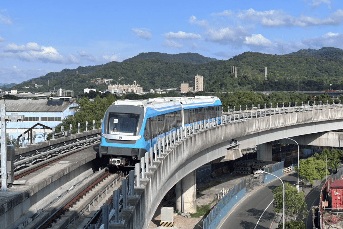 捷運帶來新生活!侯友宜前往三鶯線頂埔、三峽站視察     整體工程進度已達95%