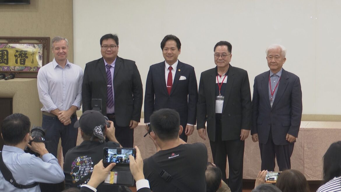潛園題署170週年  研討會展出數位成果