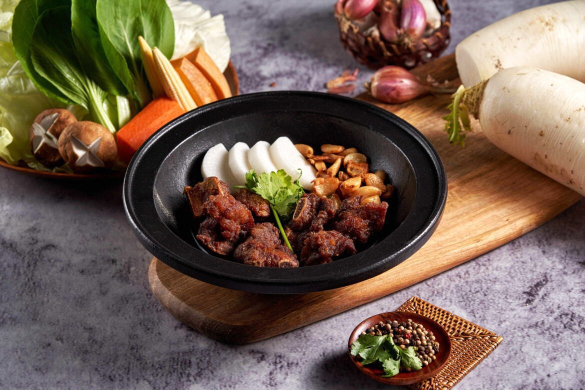肉多多團體聚餐   送百顆蛤蜊加碼路易莎咖啡免費外帶