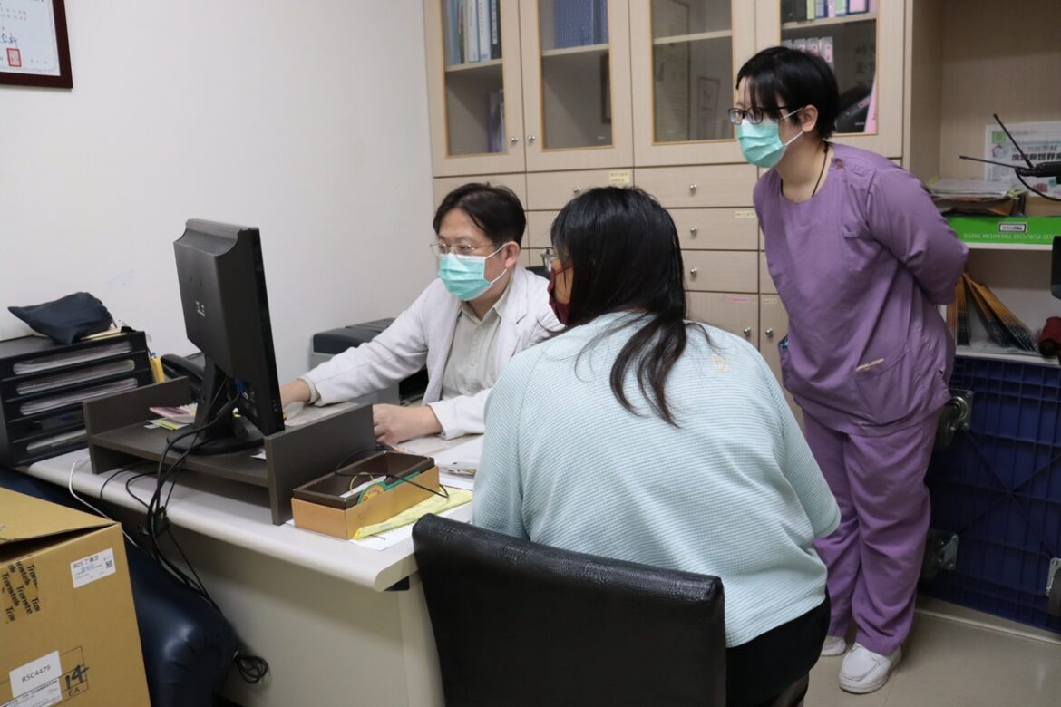 年輕洗腎女利用晚上睡覺時洗腎  選腹膜透析兼顧工作
