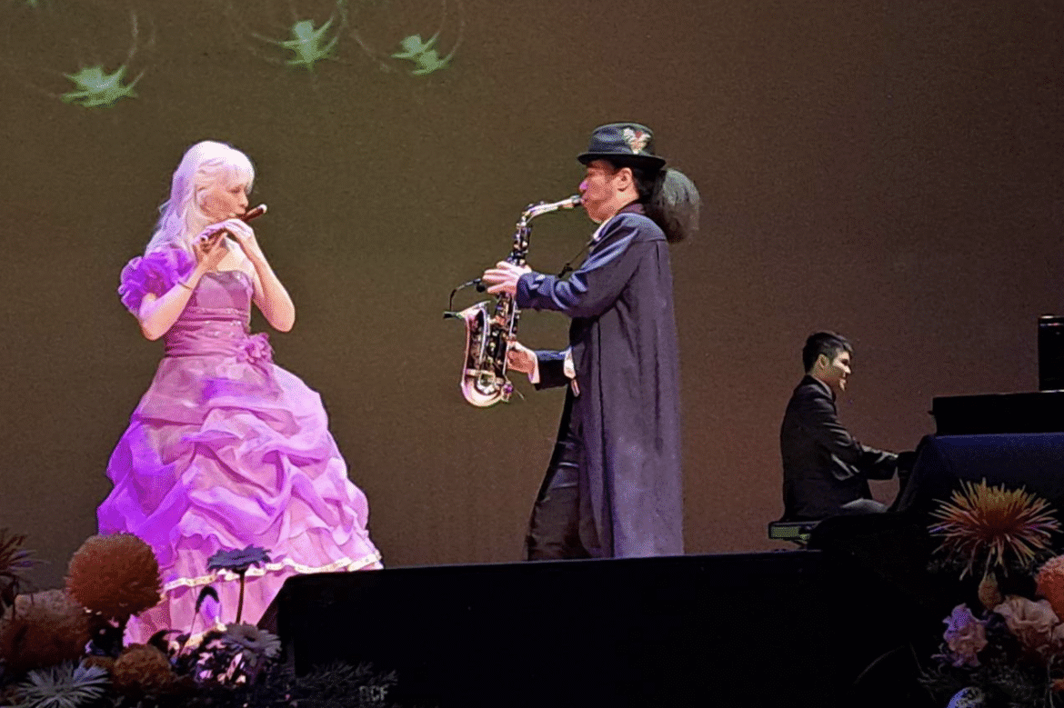 「月光仙子」繆沁琳悠揚笛音傳愛！「心光音樂會」演奏帕米爾的春天     全場如癡如醉