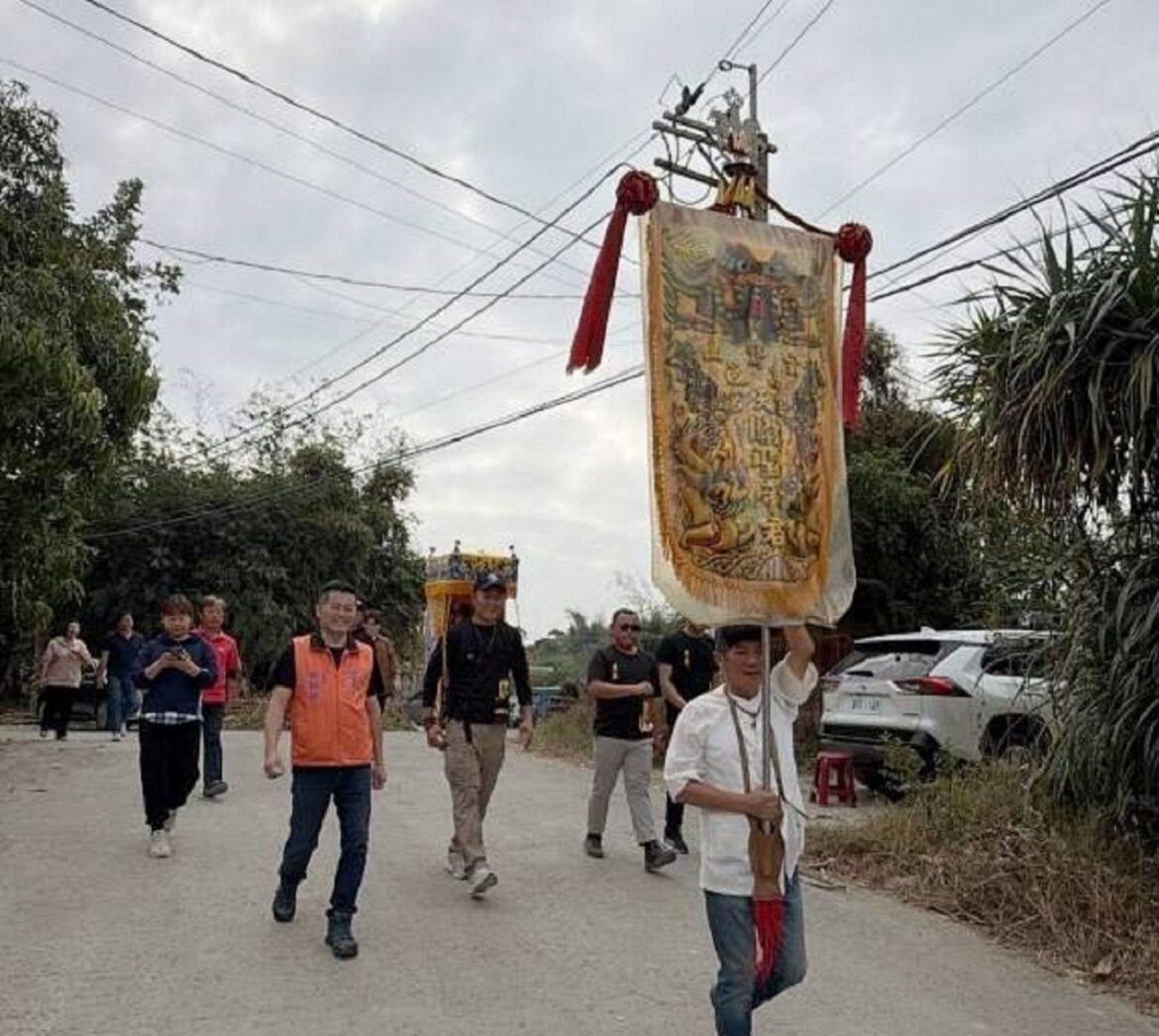 徒步背轎十九天　雲天宮啟動《謝恩行百里》行腳祈福全台