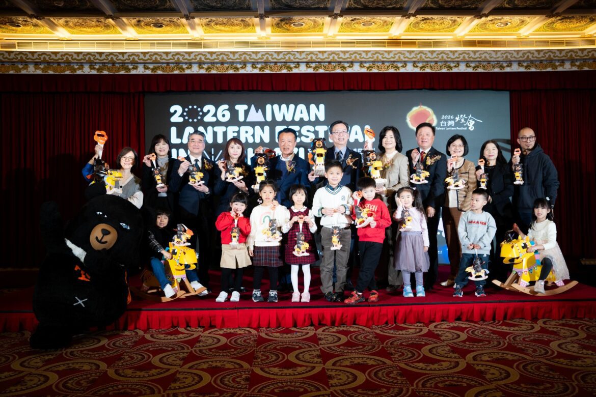 2026台灣燈會小提燈「喔熊嘛底嘉」創新設計　3月3日起限量發放