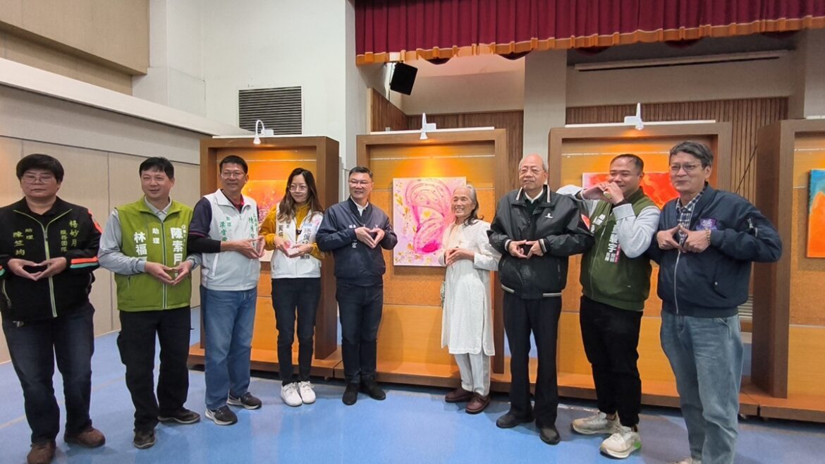 影音/鹿港鎮圖書藝文中心 首檔  「為愛上彩-與神對畫展」