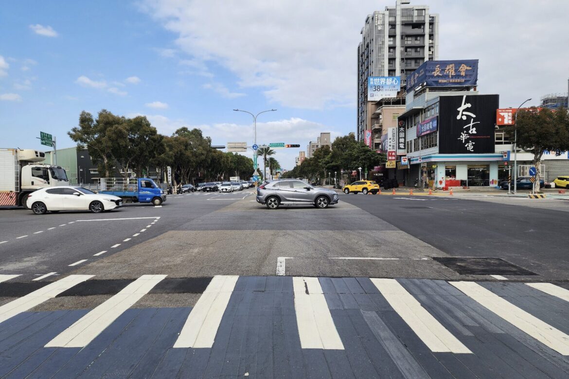 林口文化北路一段 1/17、18 日路面銑鋪     施工期間實施車道調撥