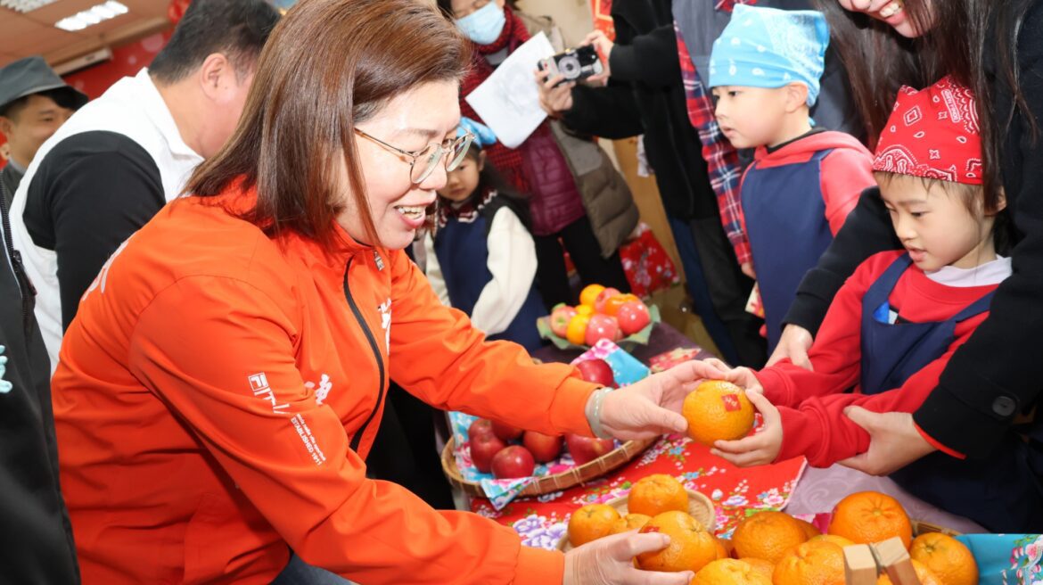 提前開心過好年  市長陳美玲發送乖寶寶紅包