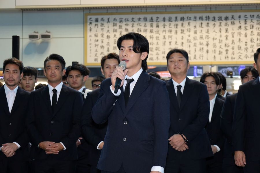 《WBC》挨澳洲投手觸身球左手指骨裂 陳傑憲發聲：坦然面對、這是比賽一部分