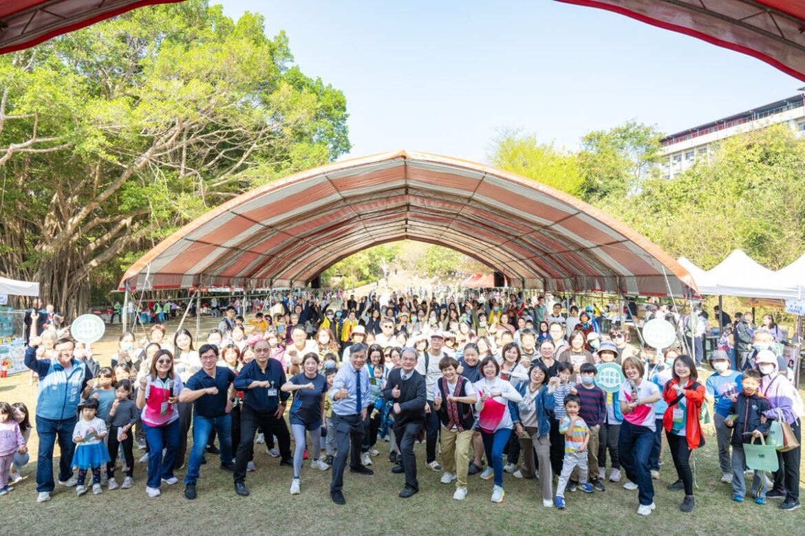 500人律動！彰基130週年家庭日  ZUMBA嗨翻全場