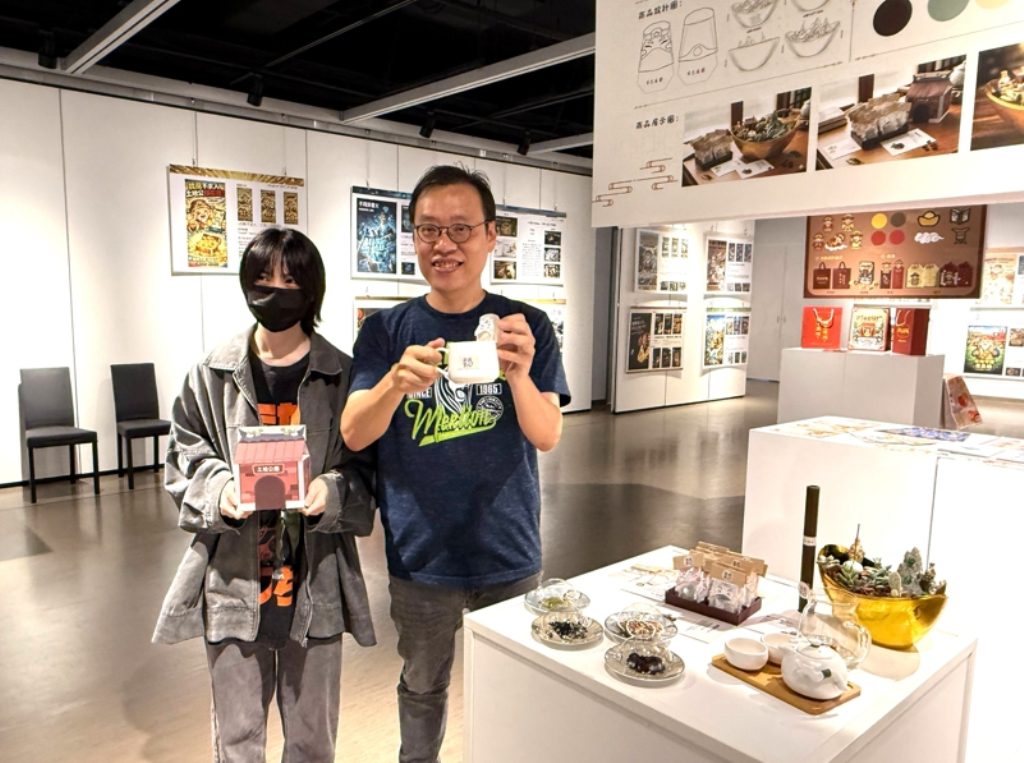 勤益科大文創系「師生共同創作聯展」 以土地公文化創作重新詮釋地方文化與民間信仰