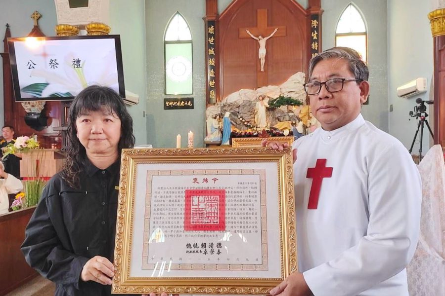 秘克琳神父辭世　文化部代表頒贈總統褒揚令